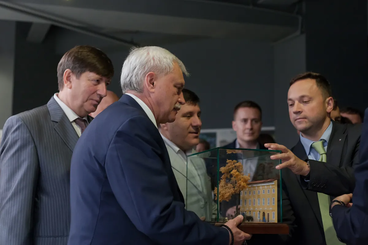 Presenting a project at a business event