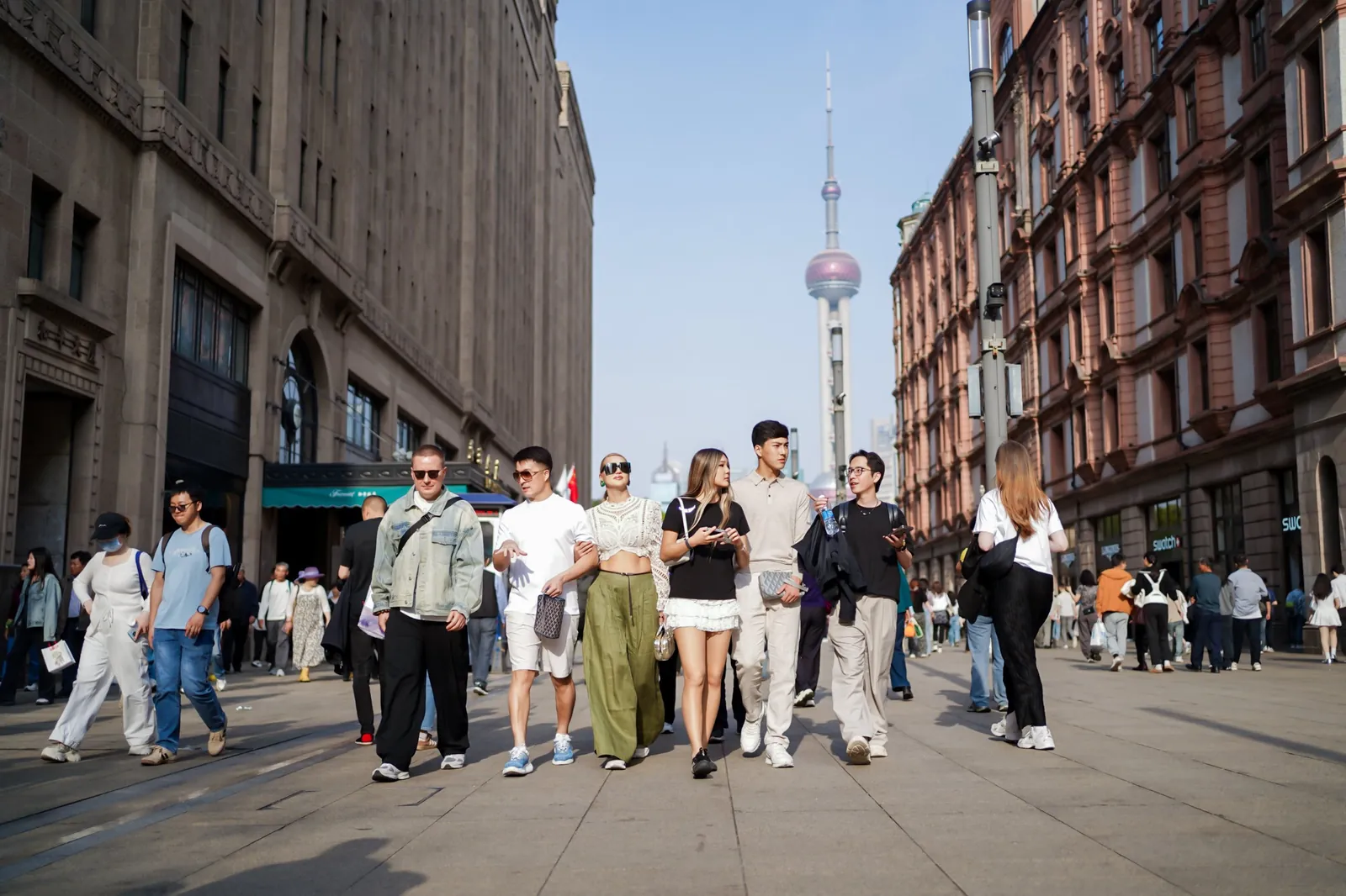 Mission participants on Nanjing Road in Shanghai